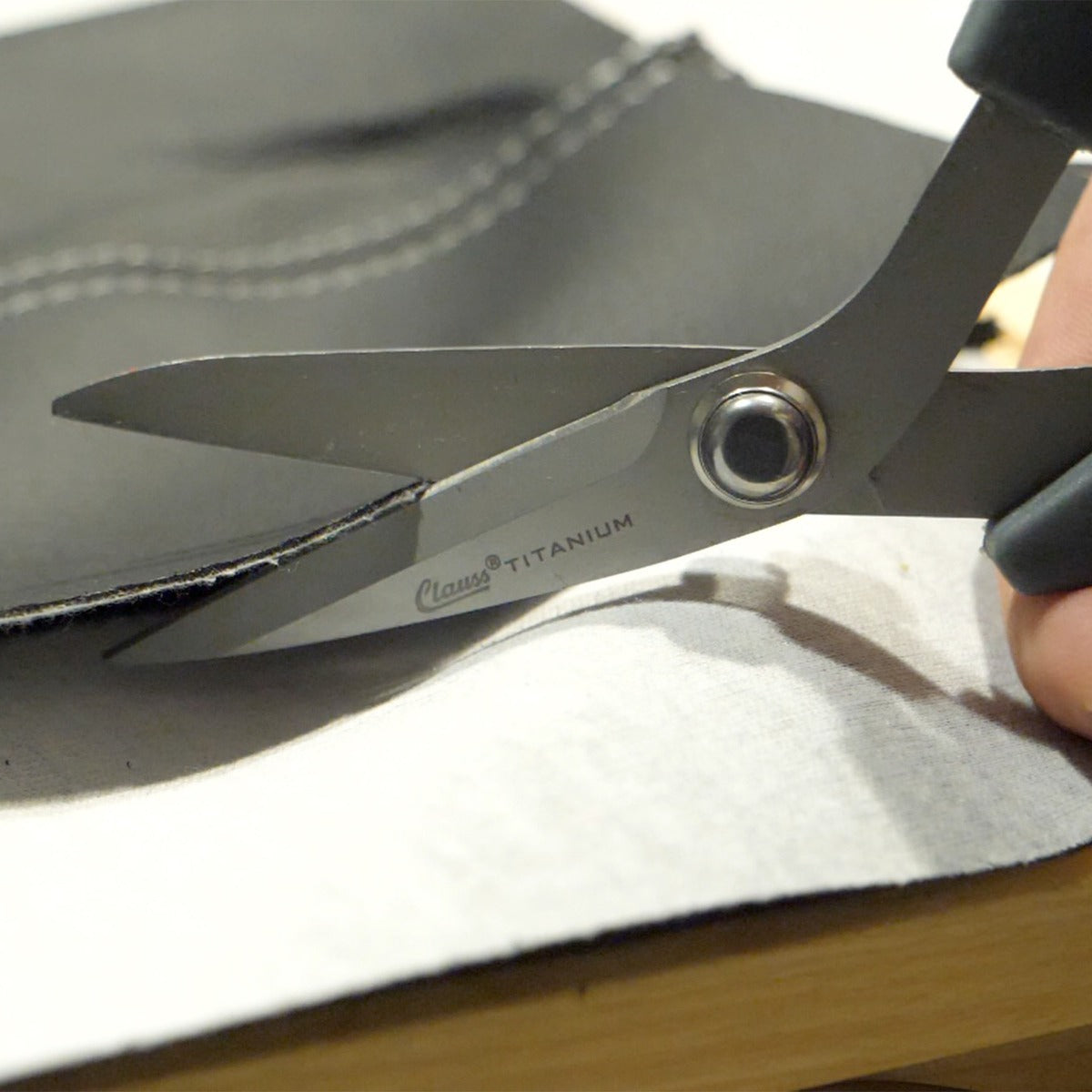 7'' Titanium Bonded® Ultraflex® Bent Shears